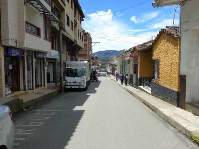 Punto Comercial para Venta en La Ceja - 4