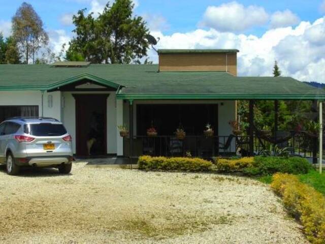 Finca para Venta en Copacabana - 4