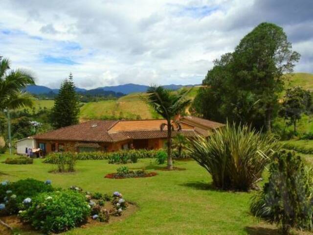 Finca para Venta en Retiro - 4