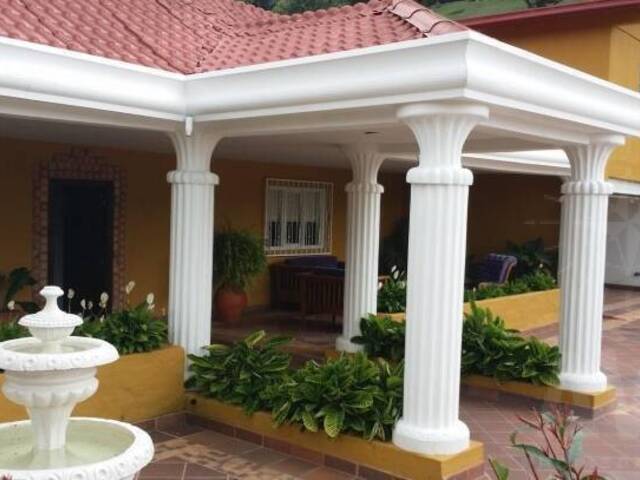 Finca para Venta en Guarne - 4