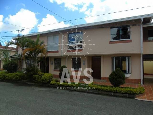 #1602 - Casa para Venta en Rionegro - ANT - 1
