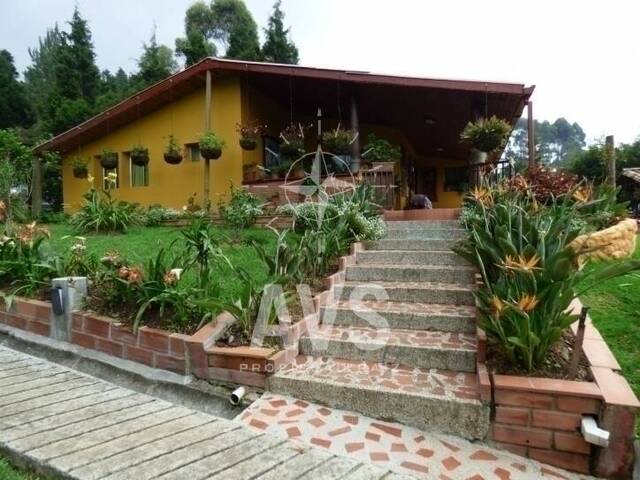 #2385 - Finca para Venta en Guarne - ANT - 2