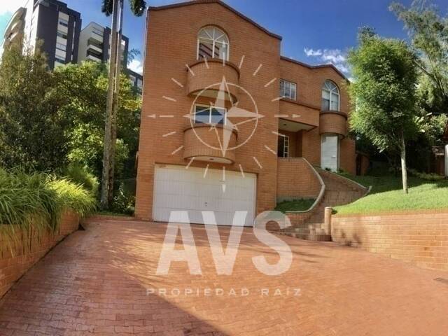 #2584 - Casa para Venta en Medellín - ANT - 1