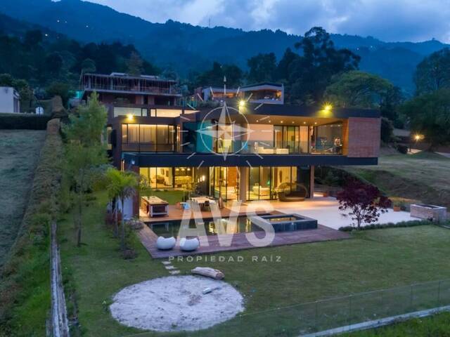 #3382 - Casa para Venta en Envigado - ANT - 1