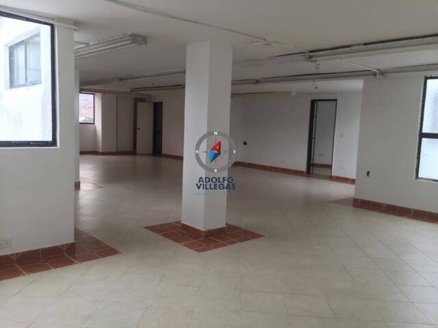 #3913 - Punto Comercial para Venta en Medellín - ANT - 1