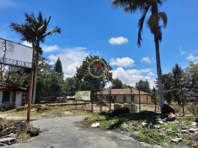 Venta en Via Rionegro el Carmen - Carmen de Viboral