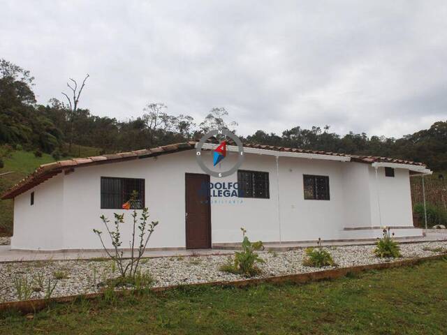 Venta en Vereda la Serrania - Santuario