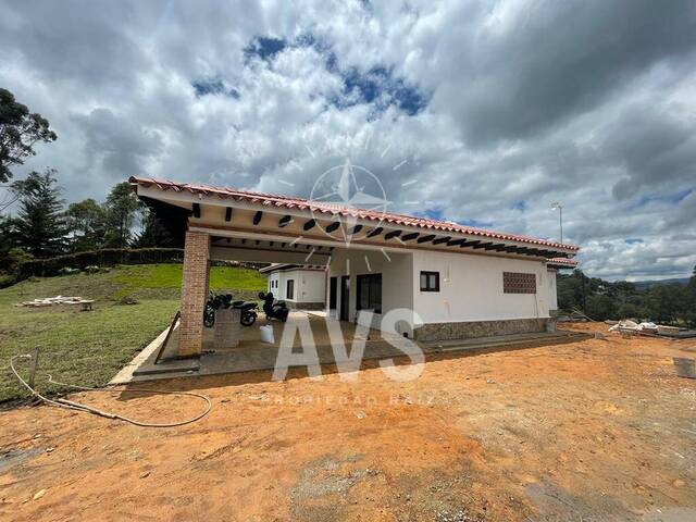 #4139 - Casa para Venta en Carmen de Viboral - ANT - 2