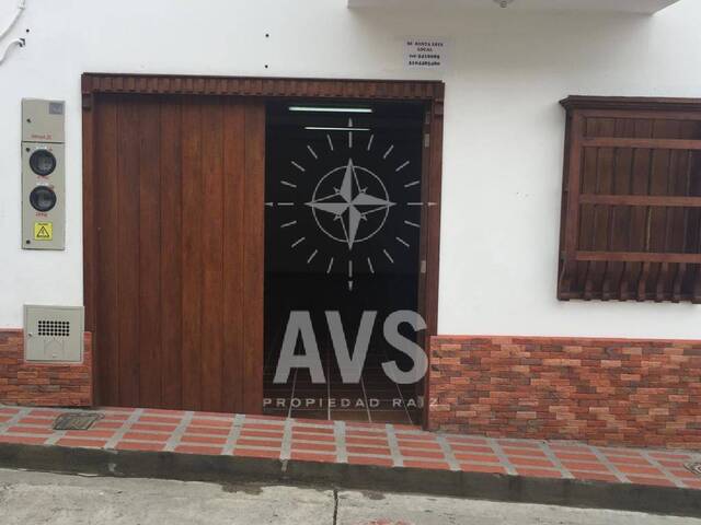 Punto Comercial para Venta en Retiro - 4