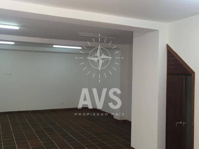 Punto Comercial para Venta en Retiro - 5