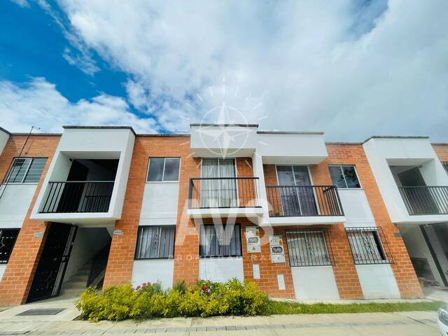 #4290 - Casa para Venta en Carmen de Viboral - ANT - 1