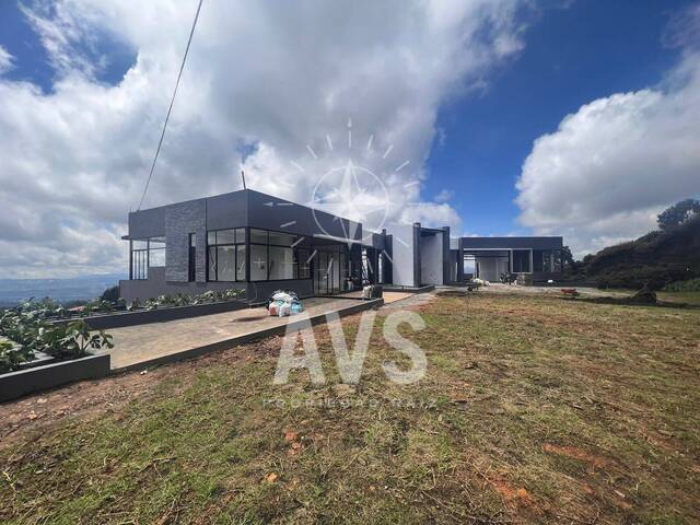 Casa para Venta en Envigado - 5