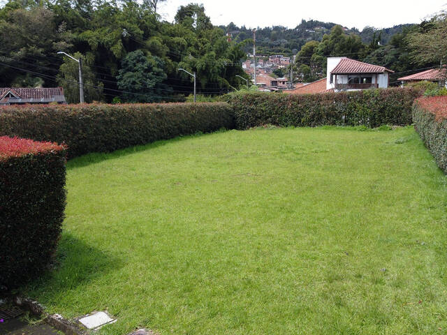 Venta en Cerca Al Pueblo - Retiro