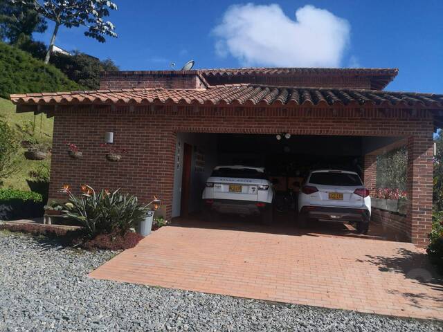 #4392 - Casa para Venta en Envigado - ANT - 1