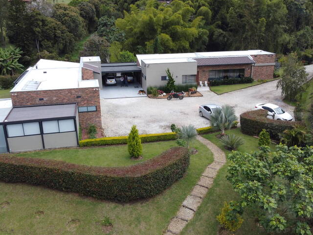 #4405 - Casa para Venta en Retiro - ANT - 1