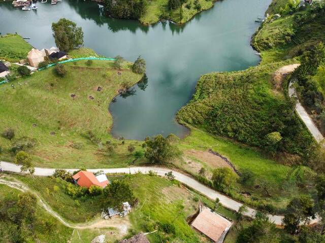 Terreno para Venta en Peñol - 4