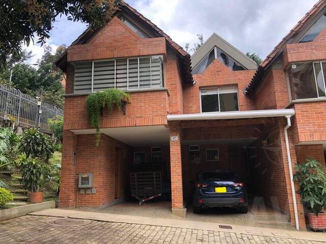 Venta en Loma del Campestre - Medellín