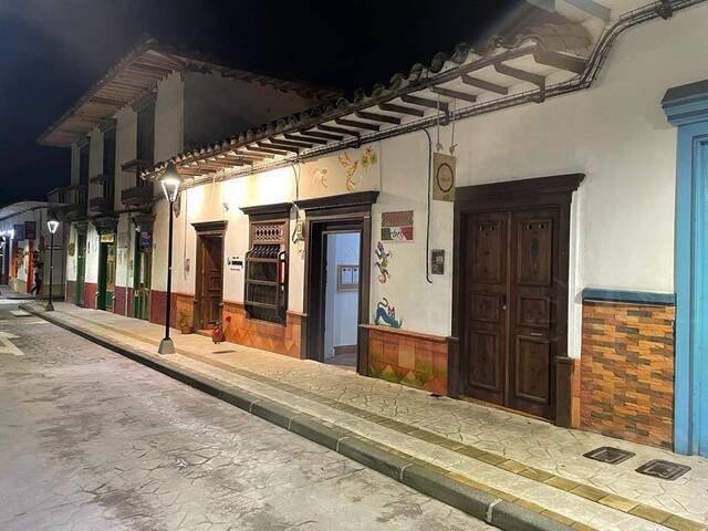 Venta en Cerca Al Pueblo - Retiro