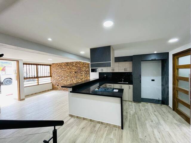 Casa para Venta en La Ceja - 4