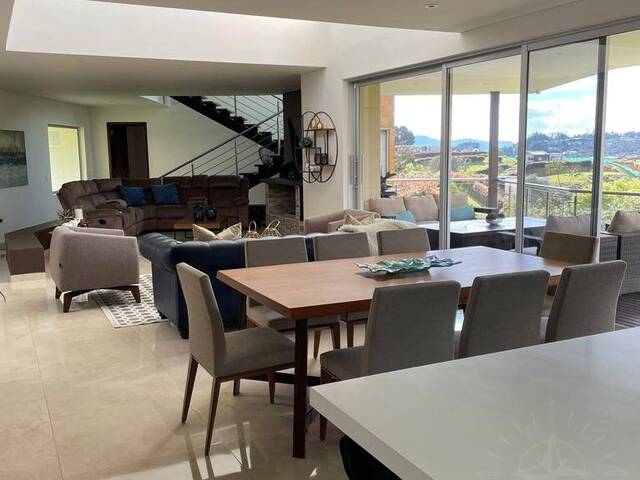 Casa para Venta en Envigado - 4