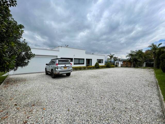 Casa para Venta en Rionegro - 2