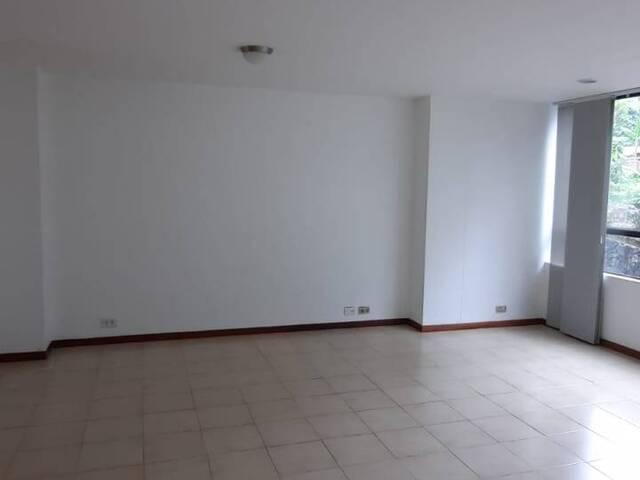Apartamento para Venta en Medellín - 4