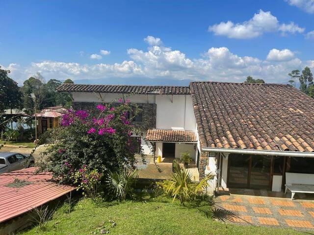 Venta en Santa Elena - Envigado