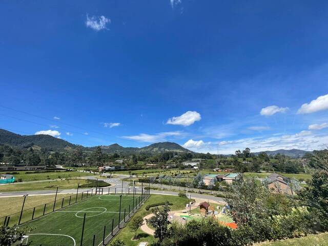 Terreno para Venta en La Ceja - 4