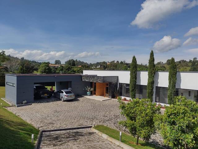 #4825 - Casa para Venta en Retiro - ANT - 2