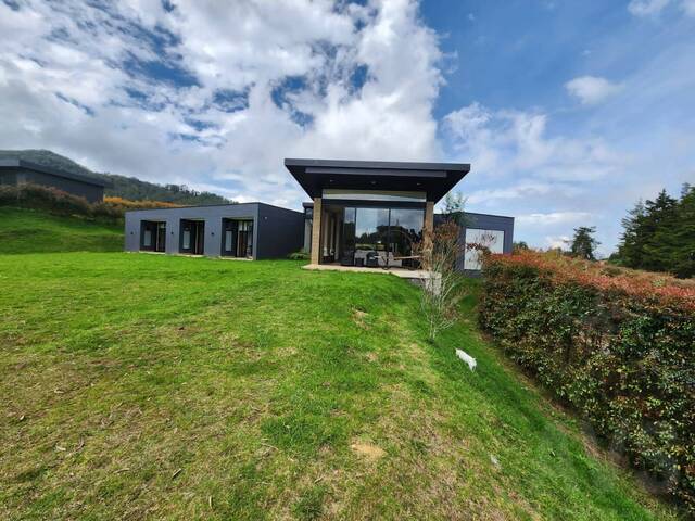 #4892 - Casa para Venta en Medellín - ANT - 2