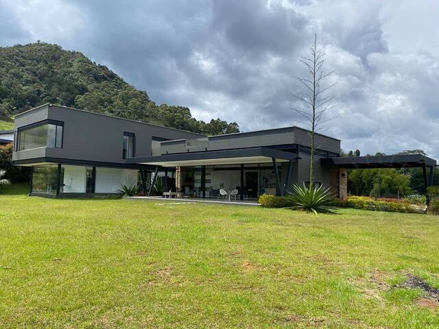 #4896 - Casa para Venta en Rionegro - ANT