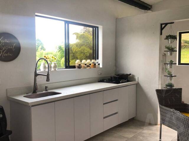 #5081 - Casa para Venta en Guarne - ANT - 3