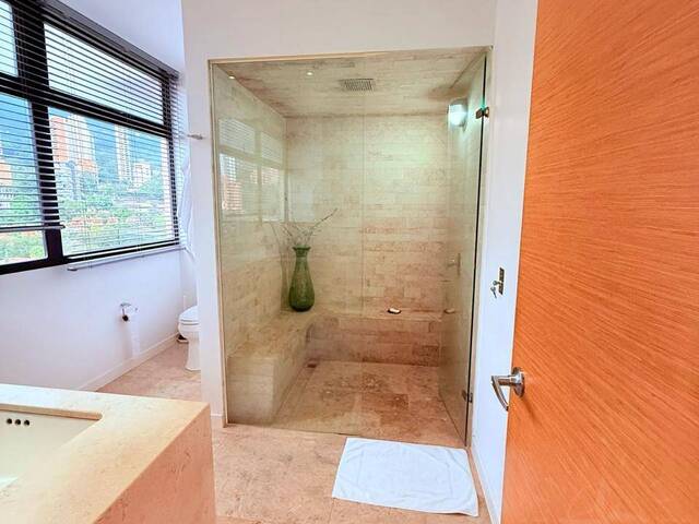 Apartamento para Venta en Medellín - 5