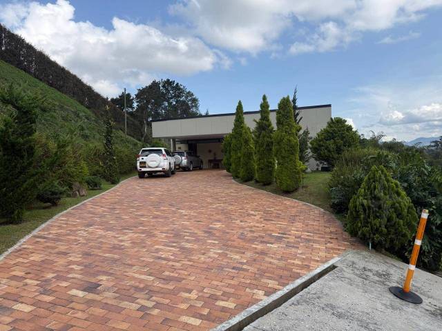 #5141 - Casa para Venta en Rionegro - ANT - 2