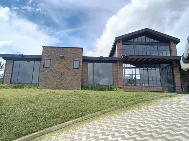 Casa para Venta en Retiro - 2