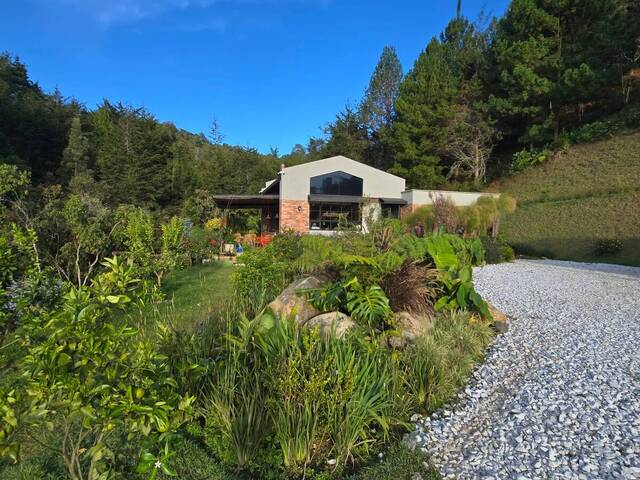 #5207 - Casa para Venta en Retiro - ANT - 1
