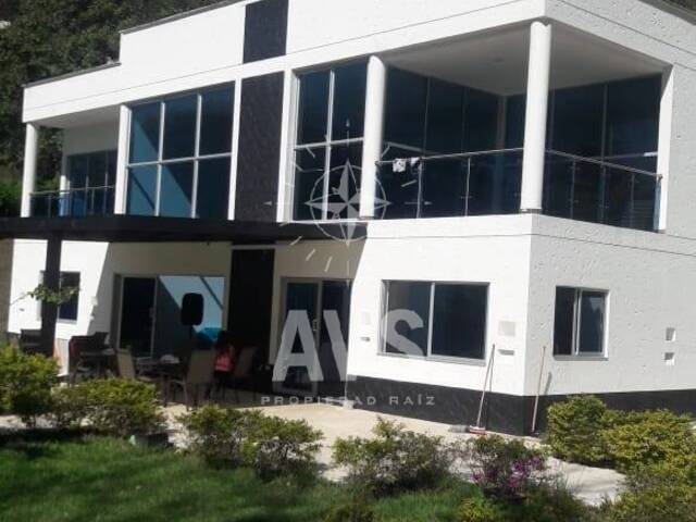 Finca para Venta en Santa Fe de Antioquia - 1