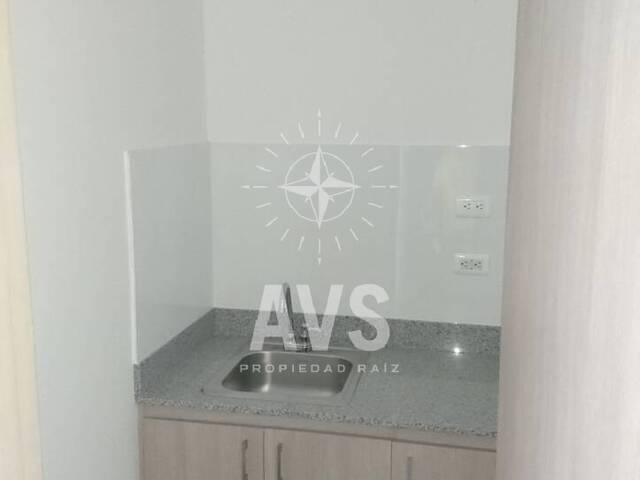 Punto Comercial para Venta en Medellín - 4