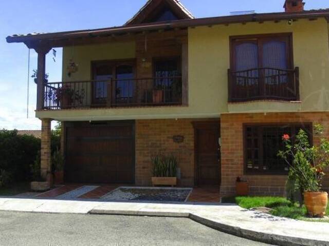 #547 - Casa para Venta en Rionegro - ANT - 1