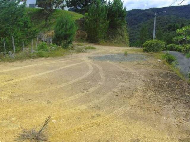 Terreno para Venta en Retiro - 2